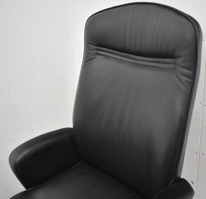 オカムラ KCシリーズ エグゼクティブチェア 総革張り ブラック 2023062603【中古オフィス家具】【中古】