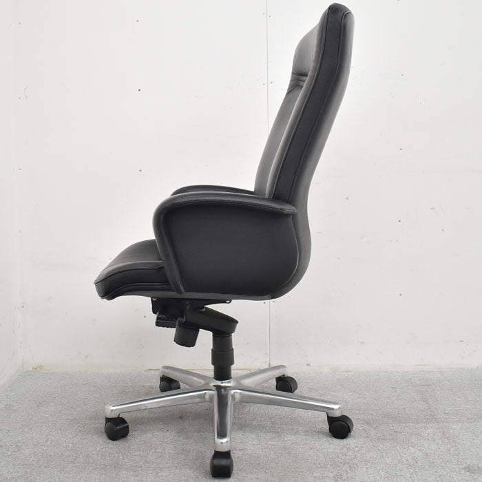 オカムラ KCシリーズ エグゼクティブチェア 総革張り ブラック 2023062603【中古オフィス家具】【中古】