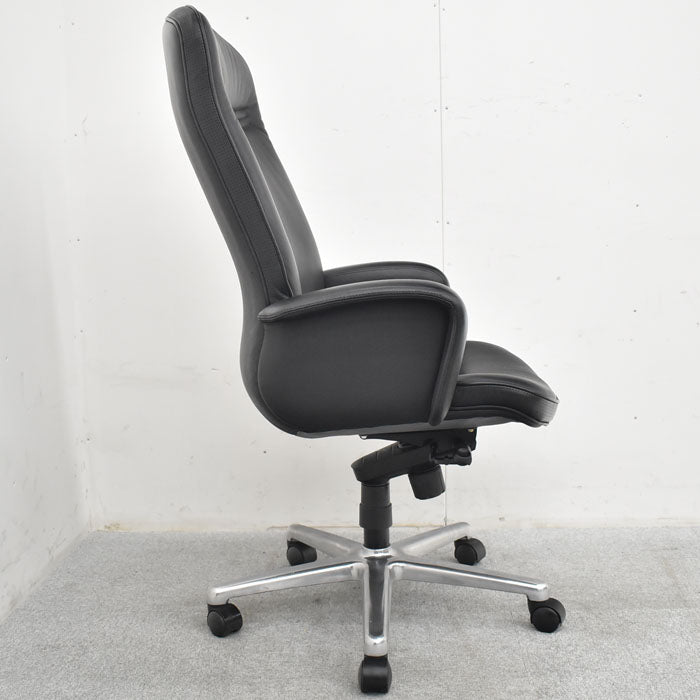 オカムラ KCシリーズ エグゼクティブチェア 総革張り ブラック 2023062603【中古オフィス家具】【中古】
