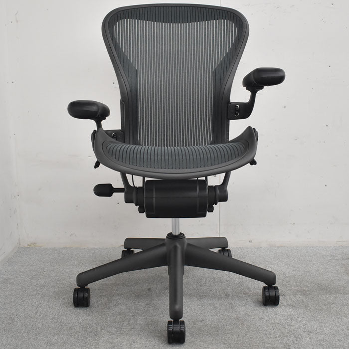 ハーマンミラー Hermanmilller アーロンチェア Bサイズ フル装備 ランバーサポート 2023062806【中古オフィス家具】【中古】