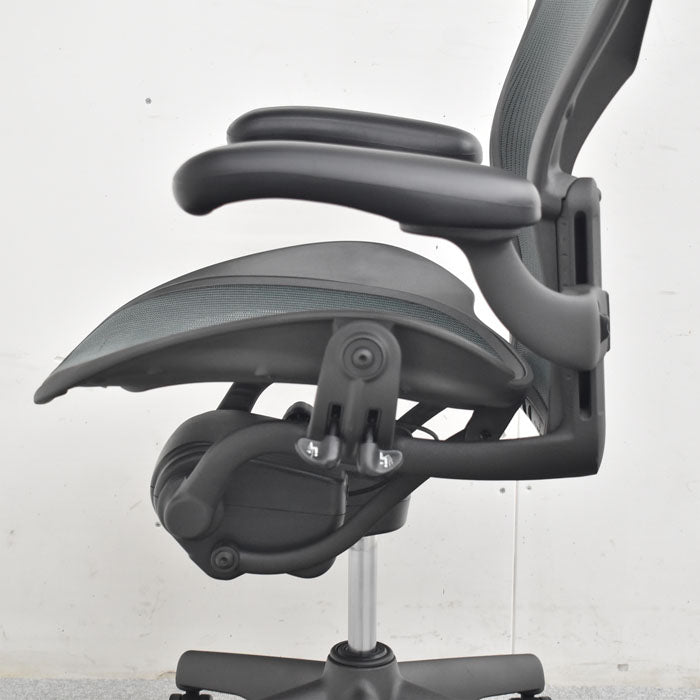 ハーマンミラー Hermanmilller アーロンチェア Bサイズ フル装備 ランバーサポート 2023062806【中古オフィス家具】【中古】