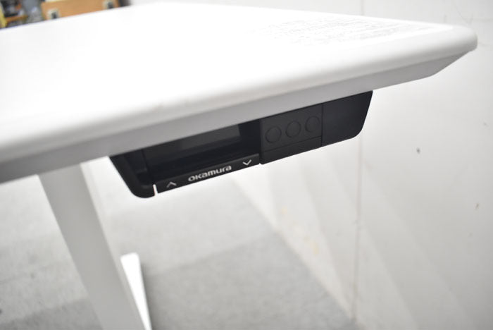 オカムラ スイフト 電動昇降デスク インジケーター付 2020年製 W1150 2023070501【中古オフィス家具】【中古】