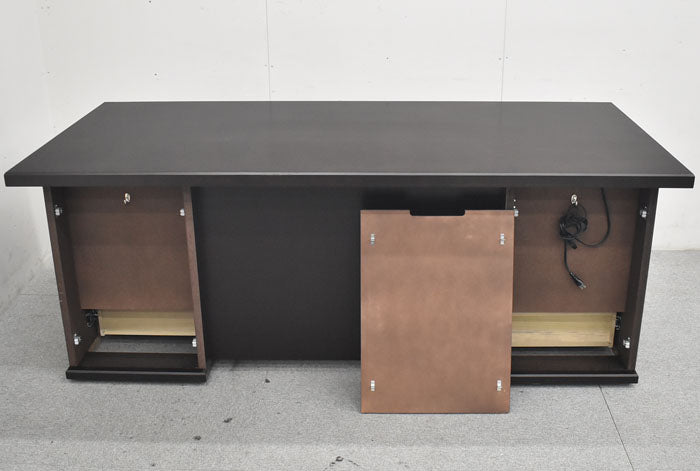 コクヨ マネージメント70シリーズ 役員用両袖デスク 2020年製 W1800 2023071901【中古オフィス家具】【中古】