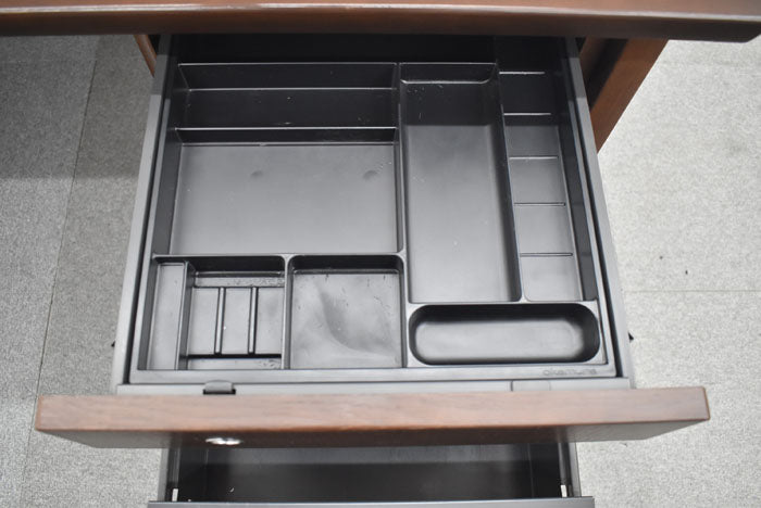 オカムラ 岡村製作所 Okamura ネーベクスプロ 役員用両袖デスク W1800 2023080402【中古オフィス家具】【中古】