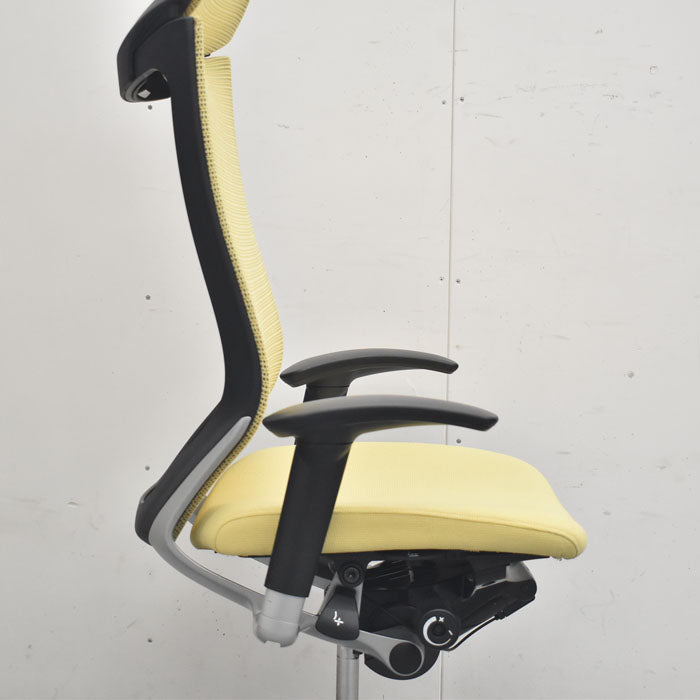 オカムラ バロン エクストラハイバック 固定ヘッドレスト 可動肘 シルバーフレーム(肘パット新品交換済) 2023080701【中古オフィス家具】【中古】