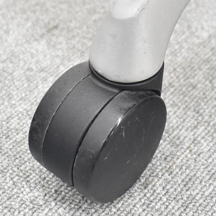 オカムラ バロン エクストラハイバック 固定ヘッドレスト 可動肘 シルバーフレーム(肘パット新品交換済) 2023080702【中古オフィス家具】【中古】