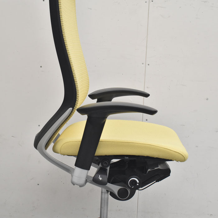 オカムラ バロン エクストラハイバック 固定ヘッドレスト 可動肘 シルバーフレーム(肘パット新品交換済) 2023080702【中古オフィス家具】【中古】