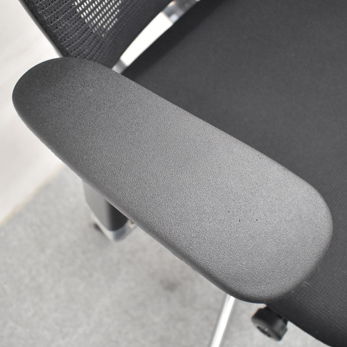 オカムラ コンテッサ ヘッドレスト 可動肘 ランバーサポート ポリッシュ 2023080705【中古オフィス家具】【中古】