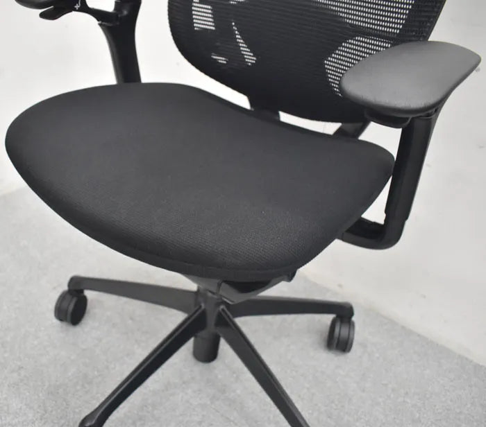 オカムラ コンテッサ ヘッドレスト 可動肘 ランバーサポート ポリッシュ 2023080801【中古オフィス家具】【中古】