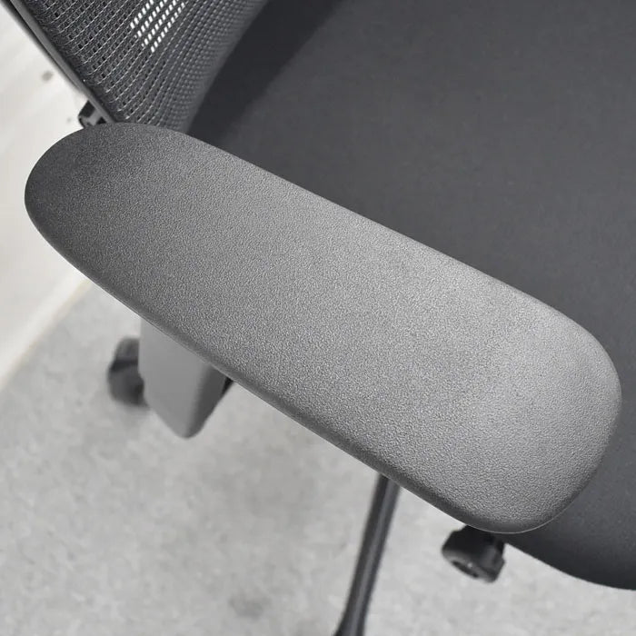 オカムラ コンテッサ ヘッドレスト 可動肘 ランバーサポート ポリッシュ 2023080801【中古オフィス家具】【中古】