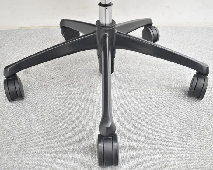 オカムラ コンテッサ ヘッドレスト 可動肘 ランバーサポート ポリッシュ 2023080801【中古オフィス家具】【中古】
