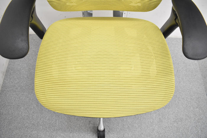 オカムラ コンテッサ 可動肘 ランバーサポート アルミポリッシュ 2023081904【中古オフィス家具】【中古】