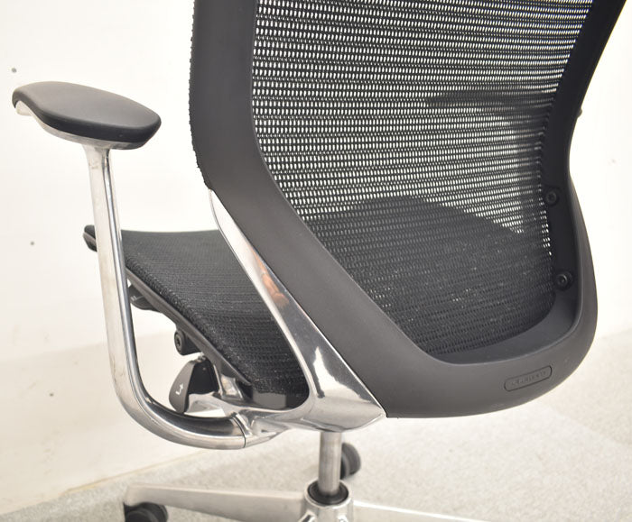 オカムラ バロン ハイバック 固定肘(新型肘パット)ポリッシュフレーム 2023083003【中古オフィス家具】【中古】