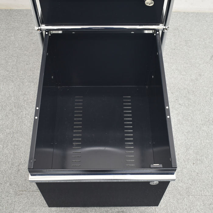 USM Haller System ハラーシステム ワゴン ロールボーイ 鍵付 2023091103【中古オフィス家具】【中古】