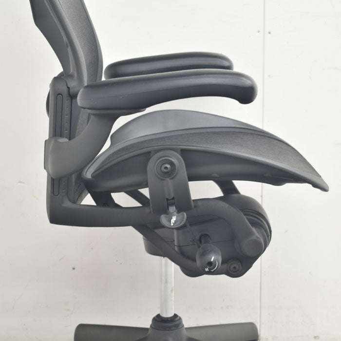 ハーマンミラー Hermanmiller アーロンチェア スタンダード ランバーサポート 2023091106【中古オフィス家具】【中古】
