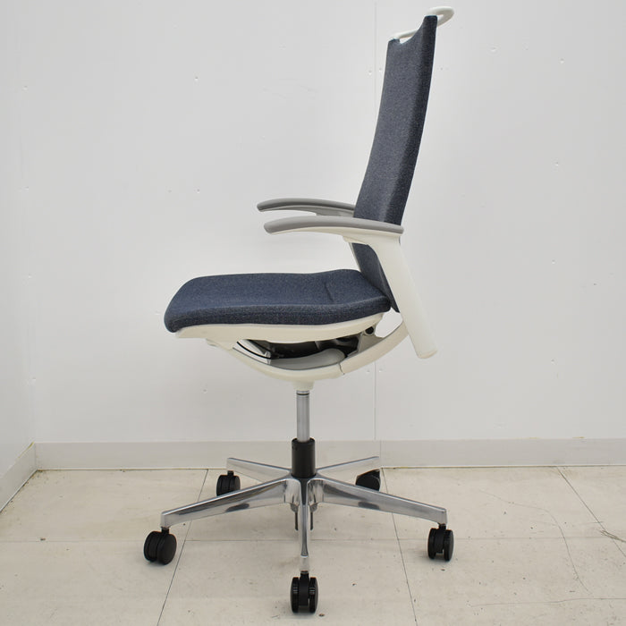 【中古】オカムラ モード ハイバック 可動肘 アルミポリッシュ脚 2022年製 2024102903【中古オフィス家具】