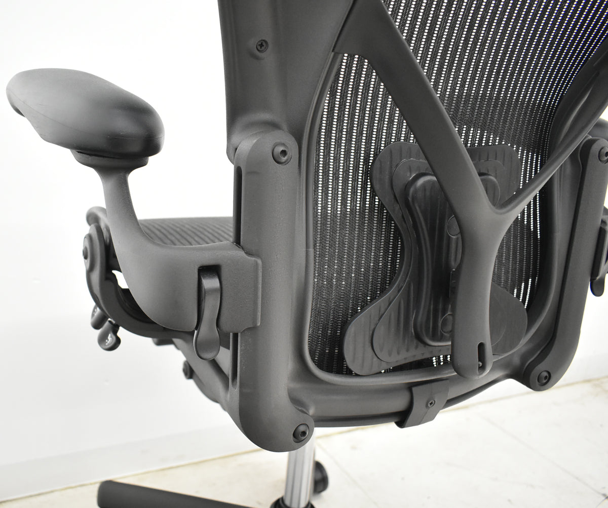 【中古】ハーマンミラー アーロンチェア Bサイズ フル装備 ポスチャーフィット 肘レバータイプ 昇降ガス新品交換済 2025102803【中古オフィス家具】