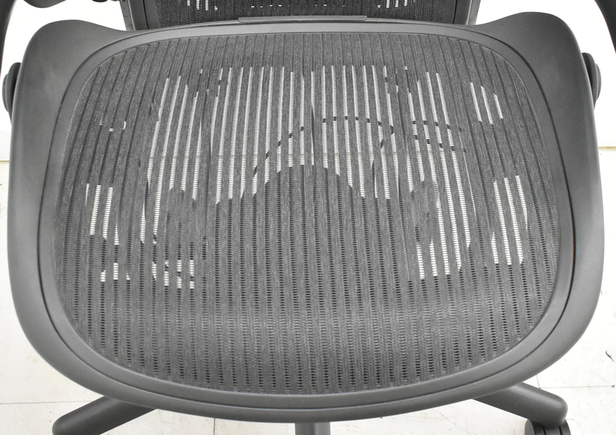 【中古】ハーマンミラー アーロンチェア Bサイズ フル装備 ポスチャーフィット 昇降ガス新品交換済 2025102805【中古オフィス家具】