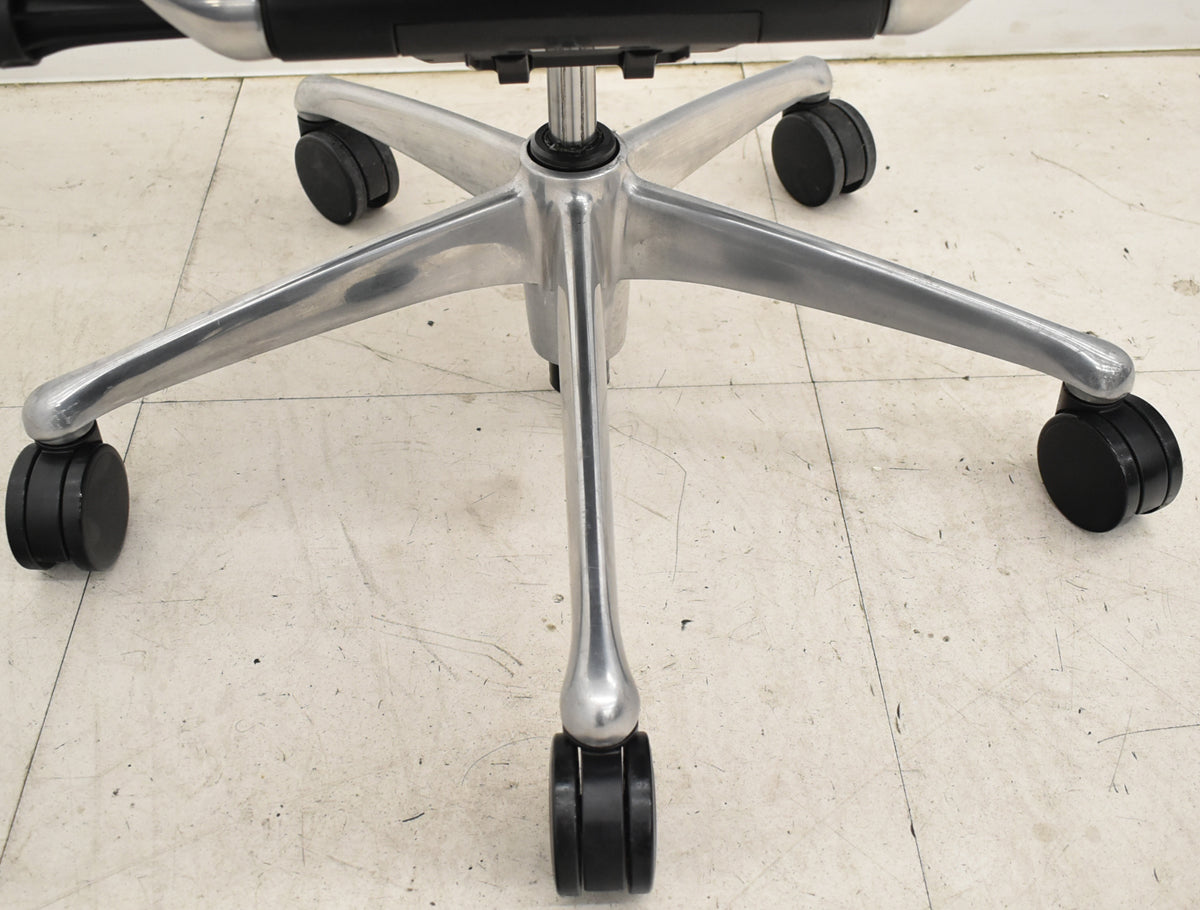 【中古】オカムラ コンテッサ 可動肘(肘パッド新品)ランバーサポート ポリッシュ 2025102902【中古オフィス家具】