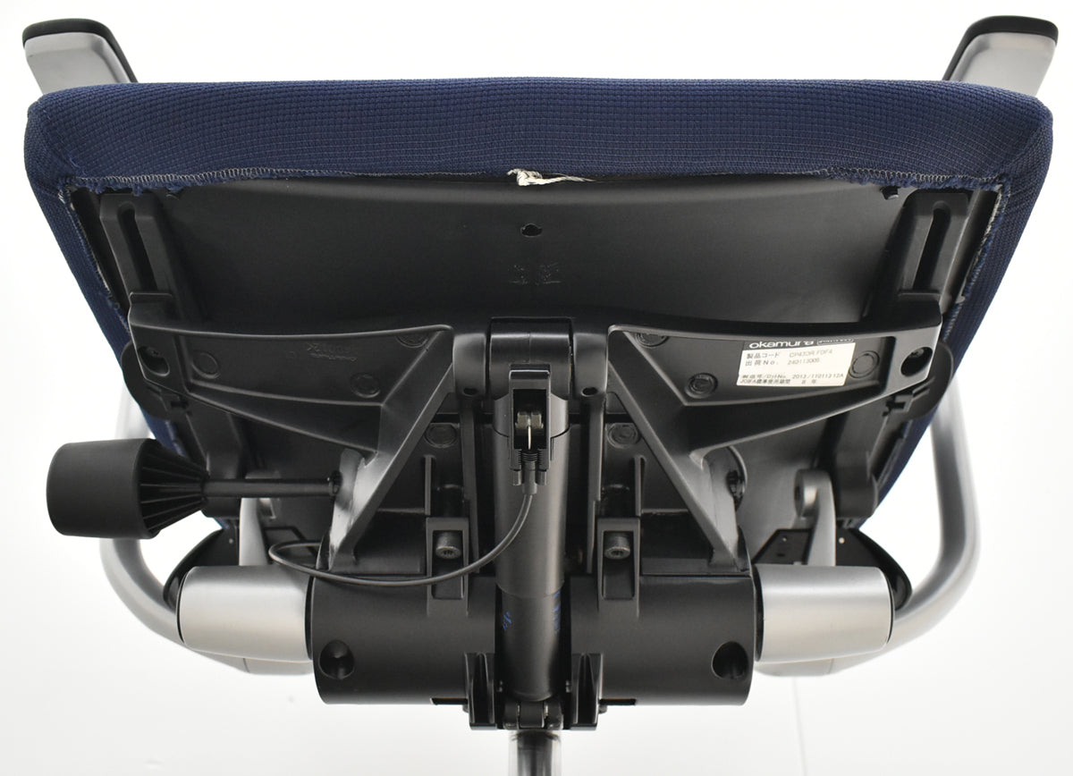 【中古】オカムラ バロン ローバック 固定肘 シルバー脚 2025102903 【中古オフィス家具】