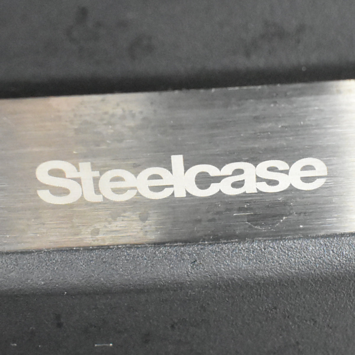 【中古】スチールケース シンク2 可動肘 ランバーサポート 2025102904【中古オフィス家具】