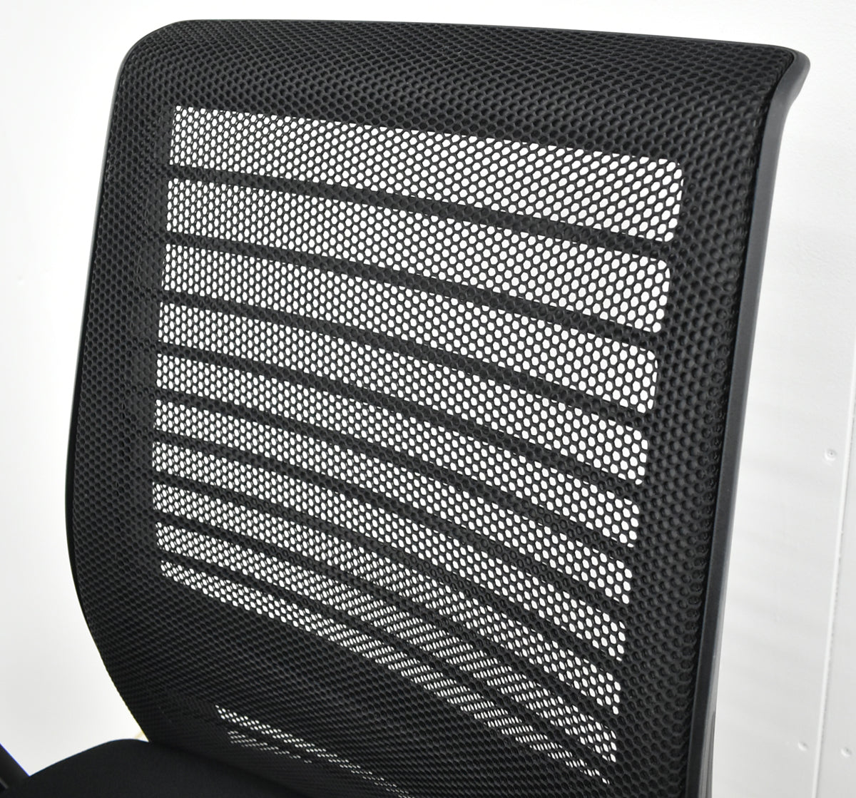 【中古】スチールケース シンク2 可動肘 ランバーサポート 2025102904【中古オフィス家具】