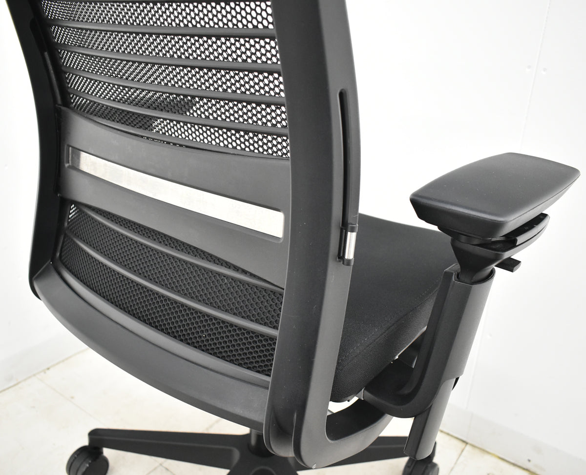 【中古】スチールケース シンク2 可動肘 ランバーサポート 2025102904【中古オフィス家具】