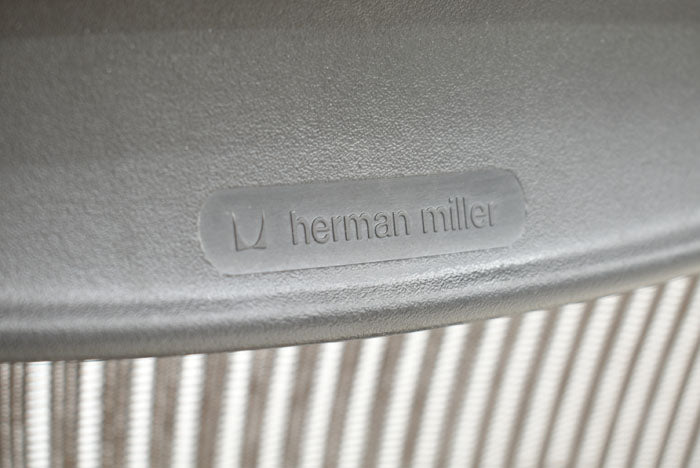 ハーマンミラー　Hermanmiller　アーロンチェア　スタンダード　Ｂサイズ　ランバーサポート　2023051202【中古オフィス家具】【中古】