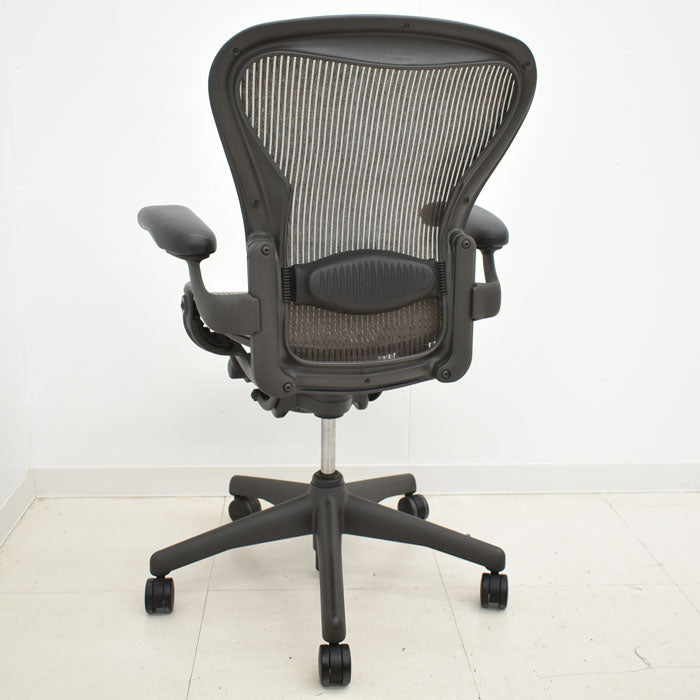 ハーマンミラー　Hermanmiller　アーロンチェア　スタンダード　Ｂサイズ　ランバーサポート　2023051202【中古オフィス家具】【中古】