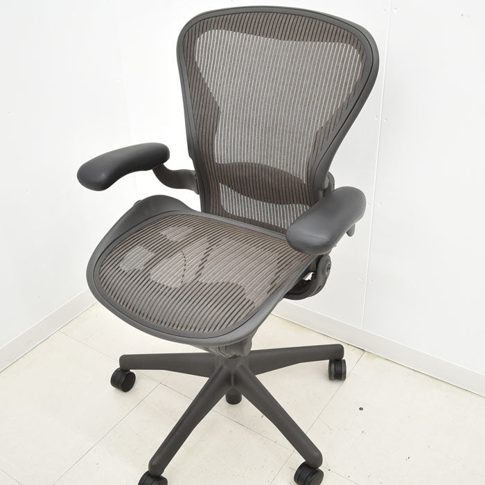 ハーマンミラー　Hermanmiller　アーロンチェア　スタンダード　Ｂサイズ　ランバーサポート　2023051202【中古オフィス家具】【中古】