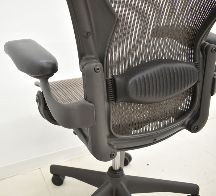 ハーマンミラー Hermanmiller アーロンチェア スタンダード Bサイズ ランバーサポート 2023051202【中古オフィス家具】【中古】