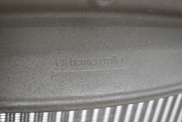 ハーマンミラー Hermanmilller アーロンチェア フル装備 Bサイズ ランバーサポート 2023062605【中古オフィス家具】【中古】
