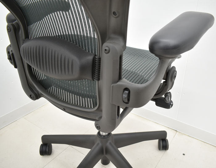 ハーマンミラー Hermanmilller アーロンチェア フル装備 Bサイズ ランバーサポート 2023062702【中古オフィス家具】【中古】