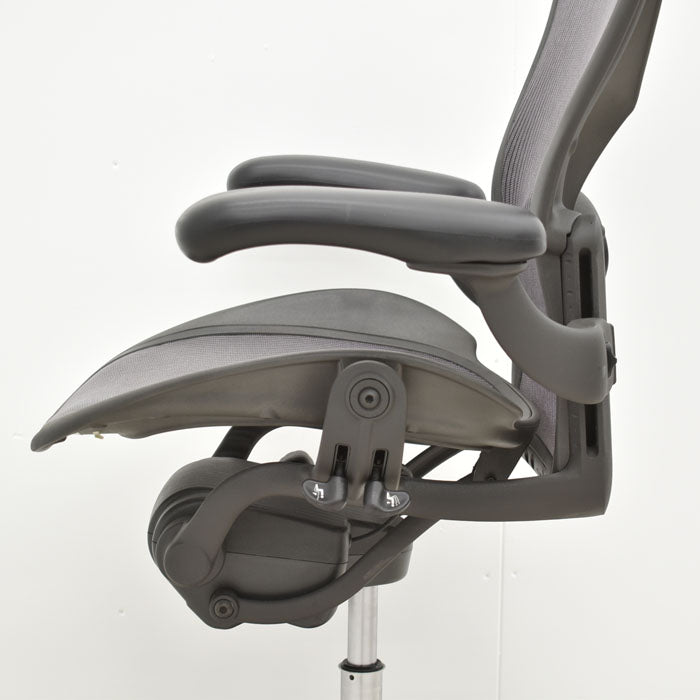 ハーマンミラー Hermanmilller アーロンチェア Bサイズ フル装備 ランバーサポート 2023062804【中古オフィス家具】【中古】