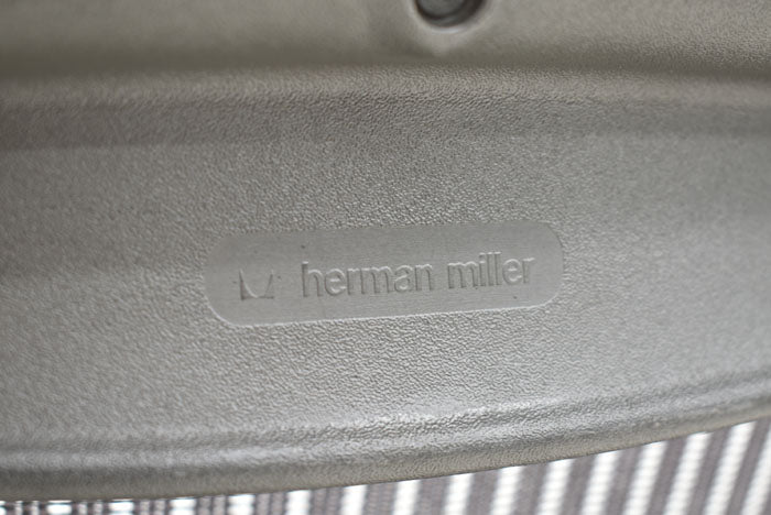 ハーマンミラー　Hermanmilller アーロンチェア　Bサイズ　フル装備　2023070401【中古オフィス家具】【中古】