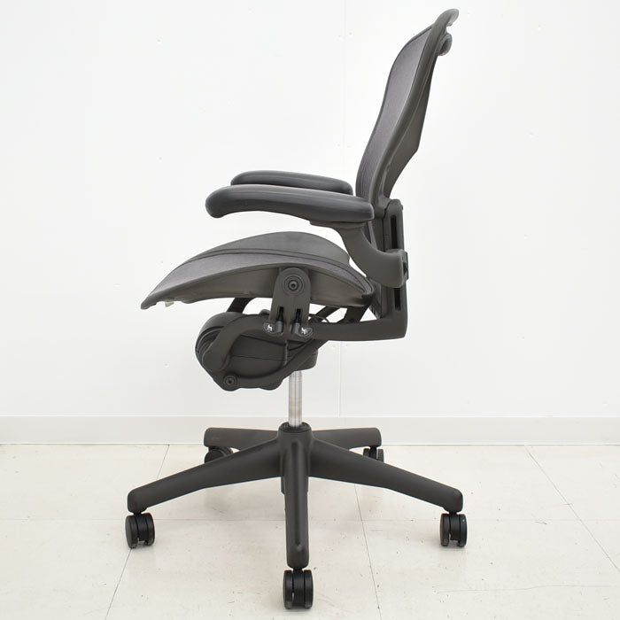 ハーマンミラー Hermanmilller アーロンチェア Bサイズ フル装備 2023070401【中古オフィス家具】【中古】