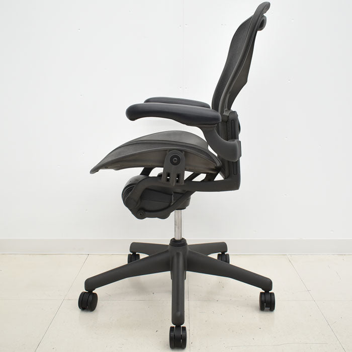 ハーマンミラー アーロンチェア Bサイズ スタンダード ランバーサポート 2023100403【中古オフィス家具】【中古】