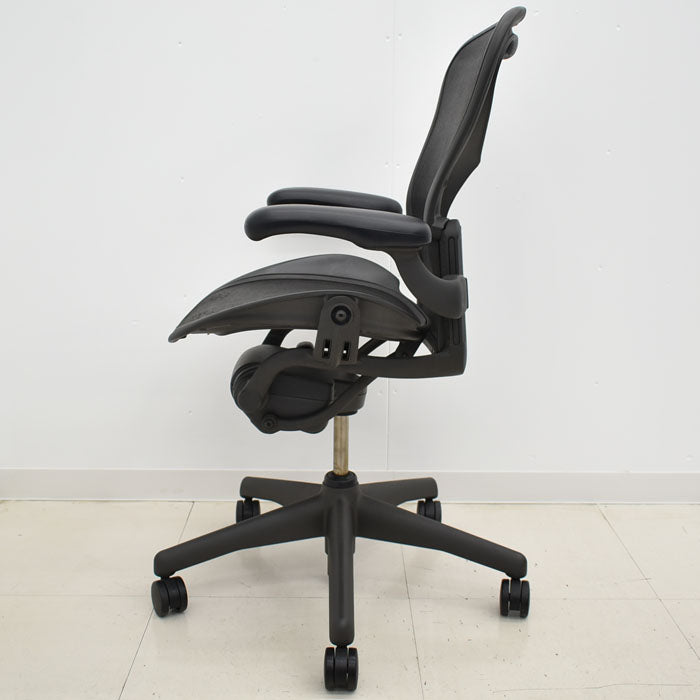 ハーマンミラー アーロンチェア Bサイズ スタンダード 2023100501【中古オフィス家具】【中古】