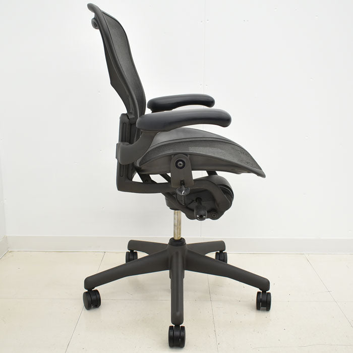 ハーマンミラー アーロンチェア Bサイズ スタンダード 2023100501【中古オフィス家具】【中古】