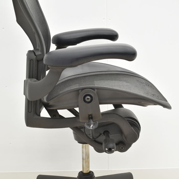 ハーマンミラー アーロンチェア Bサイズ スタンダード 2023100501【中古オフィス家具】【中古】