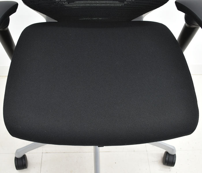 オカムラ バロン エクストラハイバック 可動肘(新型肘パット)可動ヘッドレスト 2023101605【中古オフィス家具】【中古】
