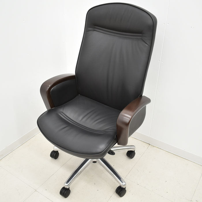 【中古】オカムラ KCシリーズ エグゼクティブチェア ハイバック 固定肘 革張り 2023102402【中古オフィス家具】