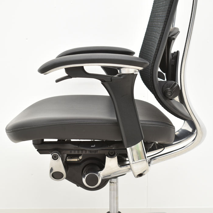 【中古】オカムラ コンテッサ 可動肘(肘パット新品)ランバーサポート アルミポリッシュ 2023102404【中古オフィス家具】