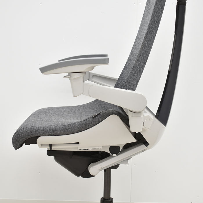 【中古】イトーキ アクトチェア 4Dリンクアーム 2020年製 2023102506【中古オフィス家具】