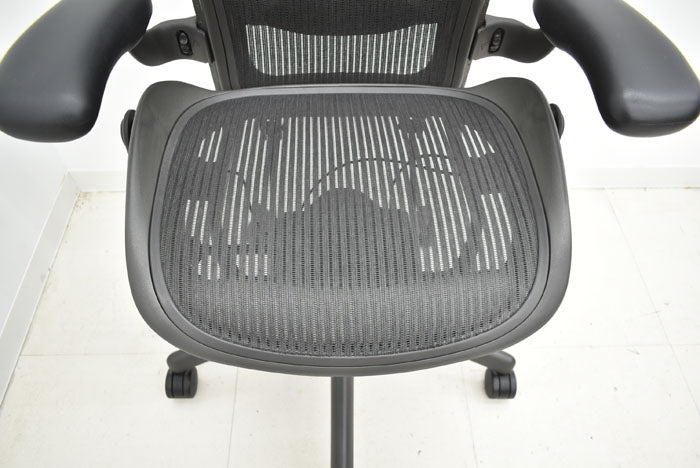 【中古】ハーマンミラー アーロンチェア Bサイズ フル装備 ランバーサポート 2023102507【中古オフィス家具】