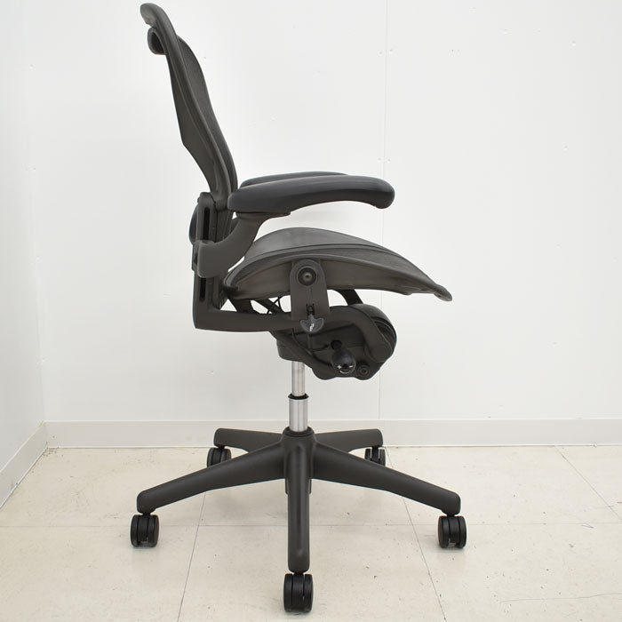 【中古】ハーマンミラー アーロンチェア Bサイズ フル装備 ランバーサポート 2023102507【中古オフィス家具】