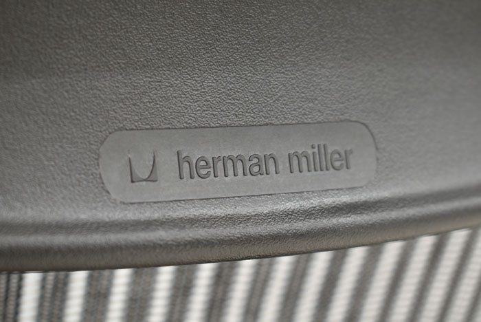 ハーマンミラー Hermanmilller アーロンチェア フル装備 Bサイズ ランバーサポート 2023051103【中古オフィス家具】【中古】