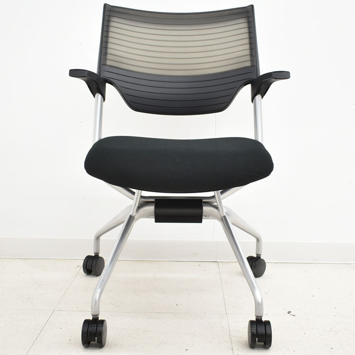 【中古】 イトーキ レクシブ キャスター付ミーティングチェア エラストマーバック 2023122303【中古オフィス家具】