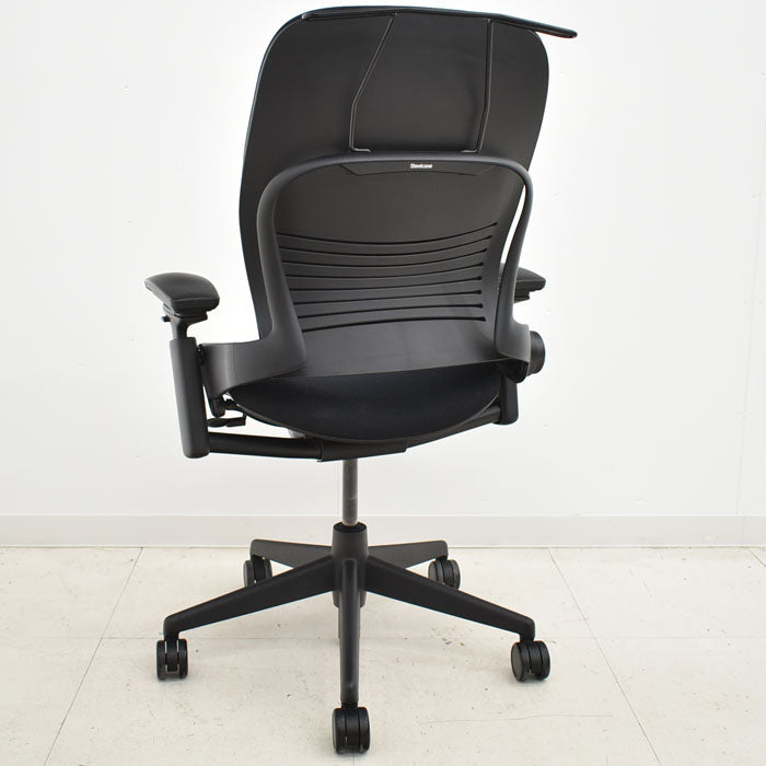 【中古】 スチールケース リープV2 可動肘 ハンガー付 USモデル 2023122305【中古オフィス家具】