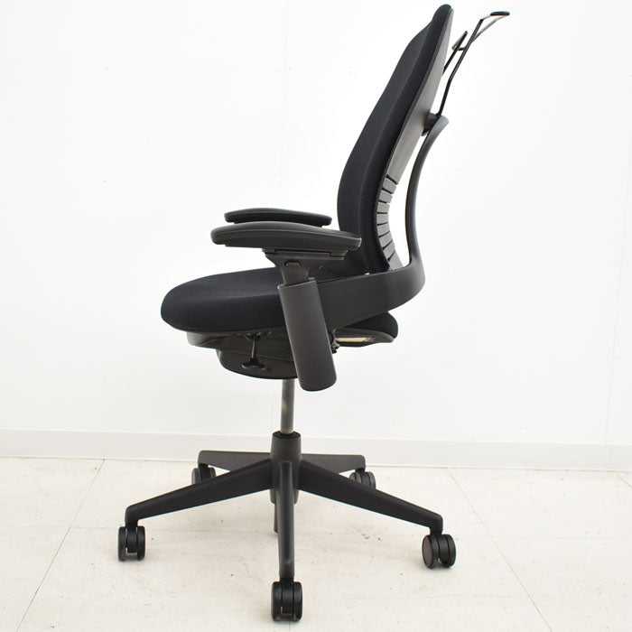【中古】 スチールケース リープV2 可動肘 ハンガー付 USモデル 2023122305【中古オフィス家具】